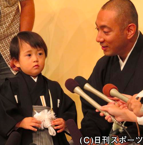 海老蔵さんと勧玄くんが歌舞伎初お目見え 吉例顔見世大歌舞伎 に向けて共に会見 趣通信